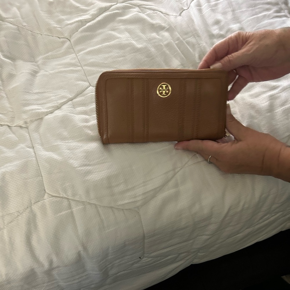 Tory Burch Wallet